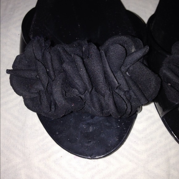 ****SOLD**Black jelly flats - Picture 2 of 3