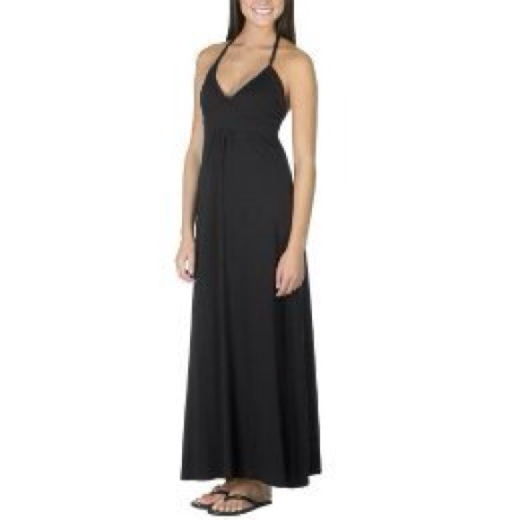 Dresses & Skirts - Long black halter maxi