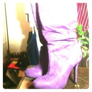 Beautiful Deep Purple Suede Paprika size 7 Boots