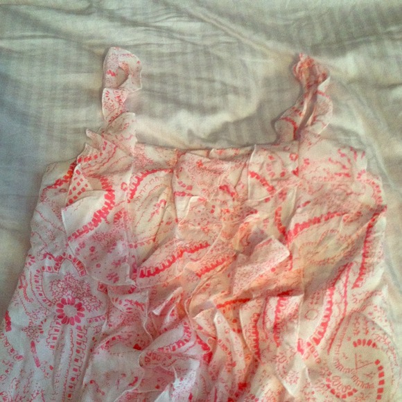 Pretty silk banana republic top!