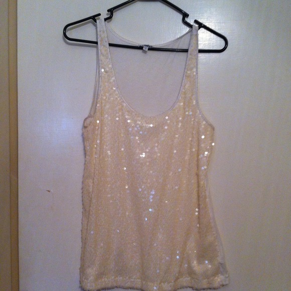 🍀reduced🍀Express sequin tank
