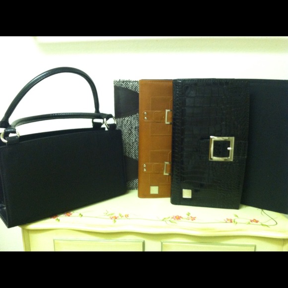 Miche purse! 3 different covers 🌺