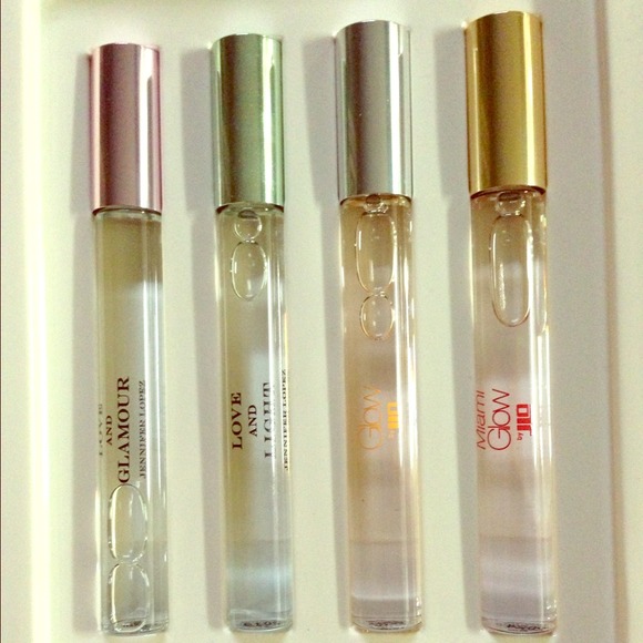 🚫SOLD🚫Authentic Jlo roll on perfumes