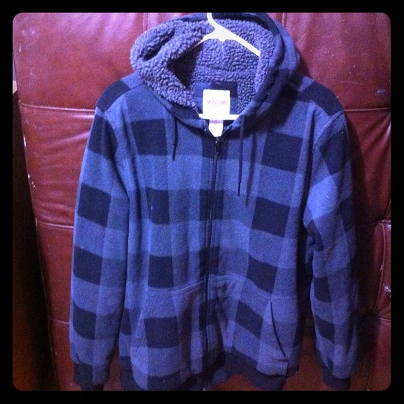 Hooded sweater *LARGE*