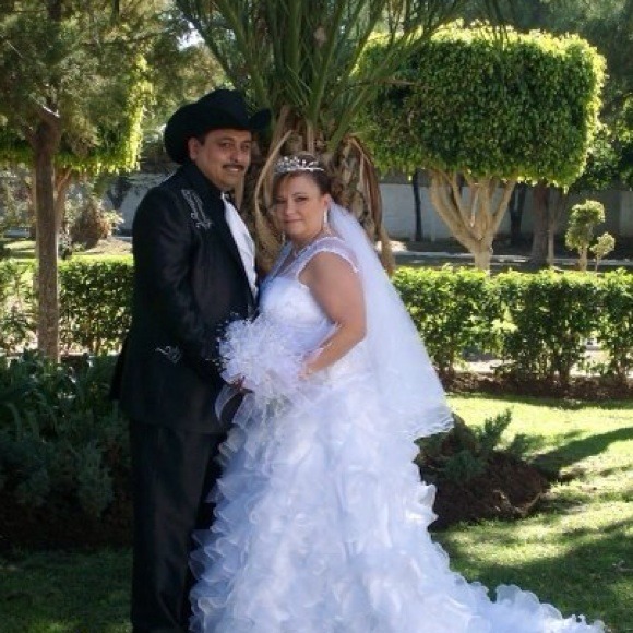 Meet your seller 😜😊😃 - Picture 2 of 2