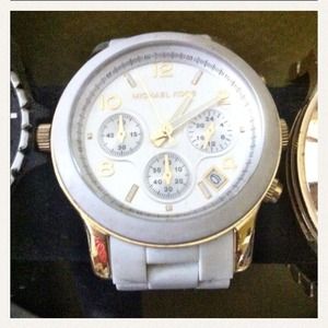 ⛔SOLD⛔Michael Kors Watch.
