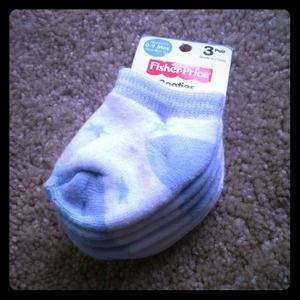 SOLD NWT Baby socks