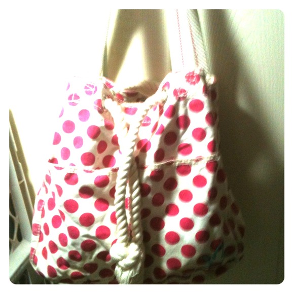 Large 4 Pocket Polkadot Aerie Tote