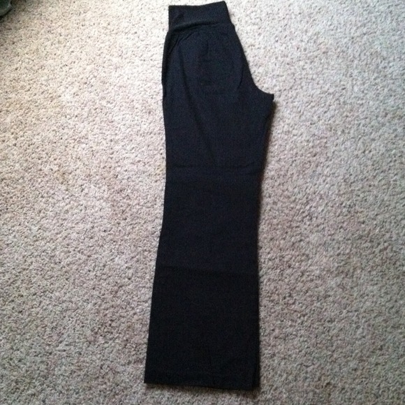 RESERVED 2 maternity pants. Black/denim Size small