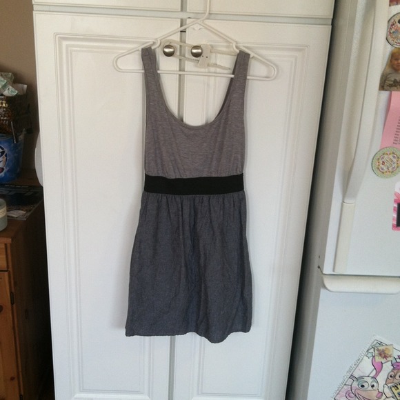SOLD!!!!  Fun summer dress