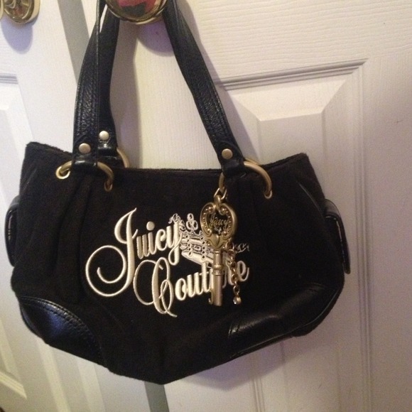 Juicy couture purse barley used!