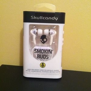 PRICE CUT!! Skullcandy "Smokin' Buds" earbuds