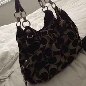 HOLD!! Authentic Coach Purse
