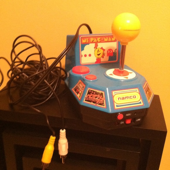 MS. PAC MAN GAME CONSOL