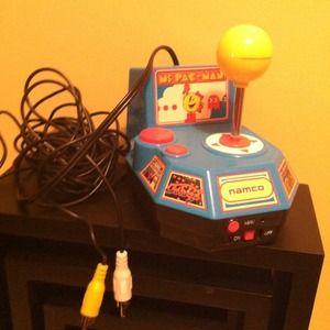 MS. PAC MAN GAME CONSOL