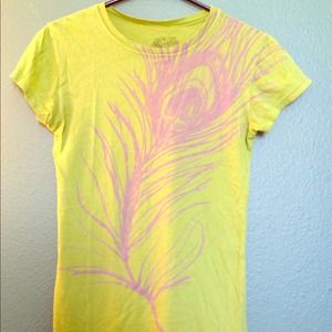 Olive green peacock print tee