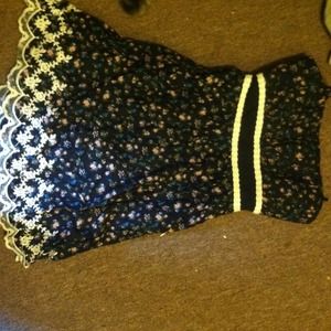 Comfortable cute spring/ summer dress!