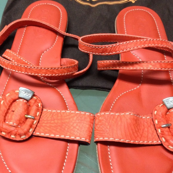 Authentic Tod's Super Cute Roman Sandals