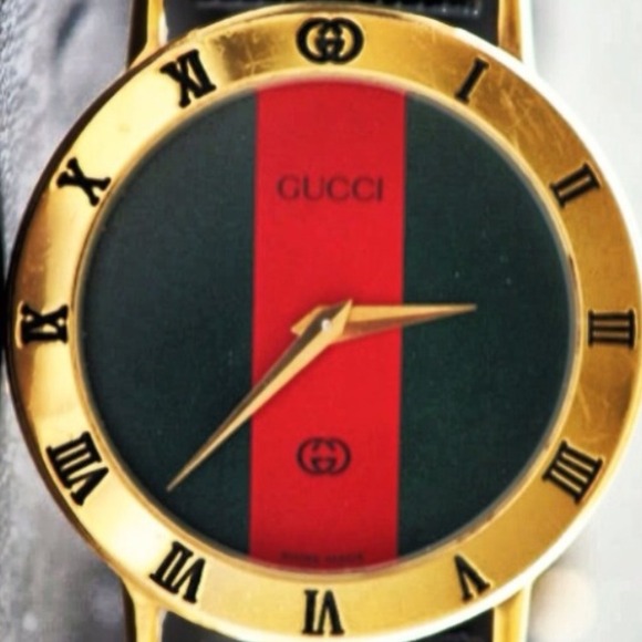 SOLD Authentic  vintage Gucci watch - Picture 1 of 4