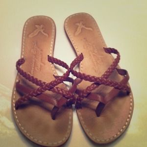 American Eagle sandals size 8