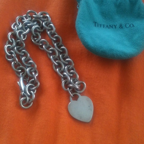 Authentic Tiffany heart necklace!!