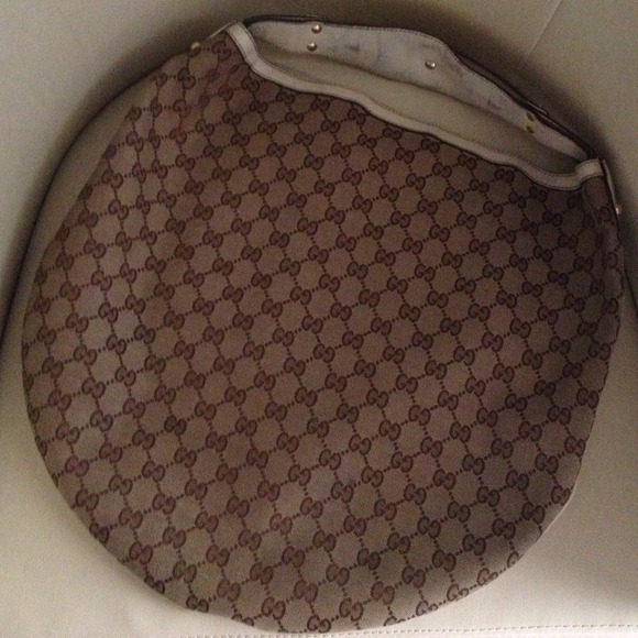 Reserved-Gucci Monogram Horsebit handbag