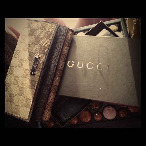 💢Not for sale💢 Still loved💟 Auth. Gucci wallet
