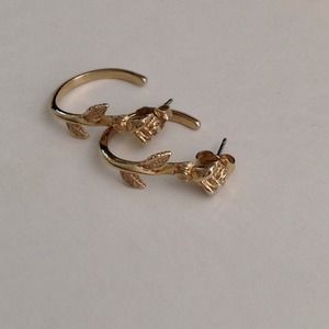 Vintage Avon earrings