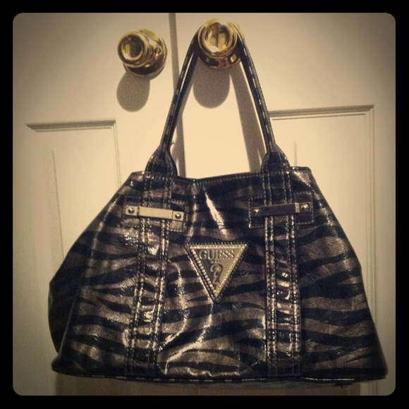 Earrings and purse🌟bundle🌟🌟🌟