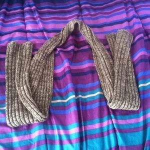 Green & beige scarf. Never worn.