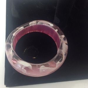 Vintage Lucite bracelet pink and white