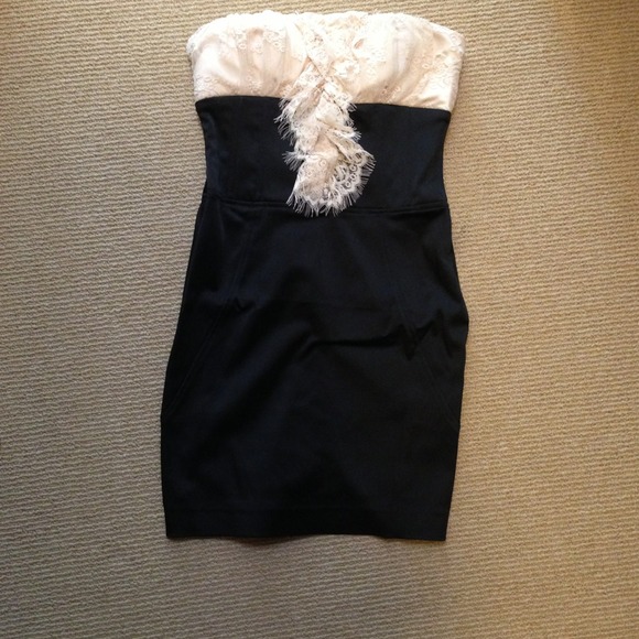 Bebe strapless dress