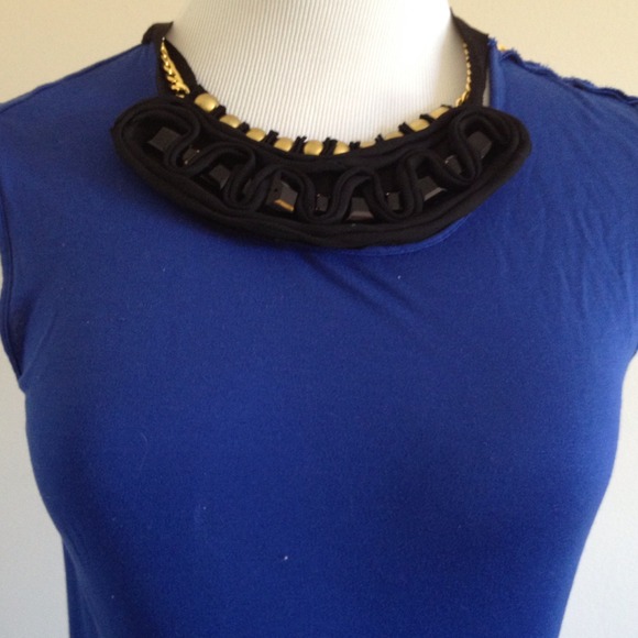 🌟SOLD🌟Bundled🌟Blue BCBG Summer Dress - Picture 3 of 3