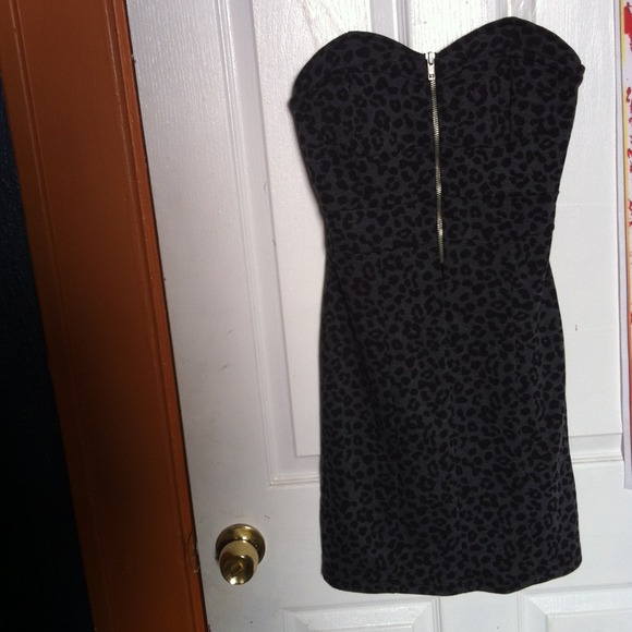 NWOT Dark grey Chetah print dress