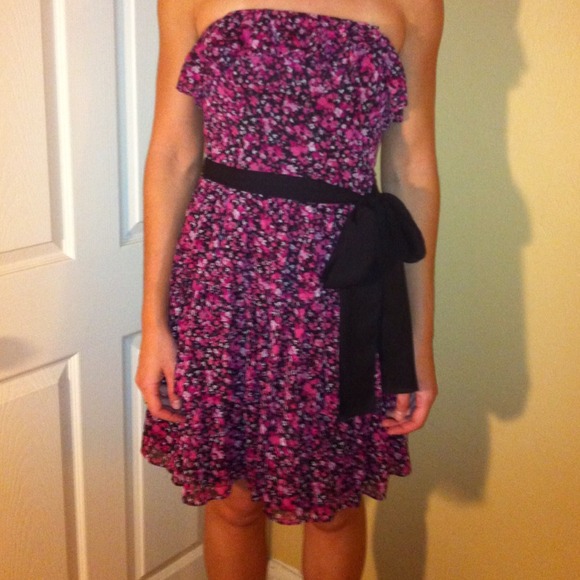 White House Black Market Dress!!!