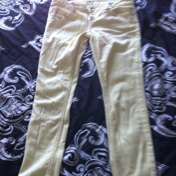 ✨TRADED w/ kimcic8✨Yellow straight leg jeans