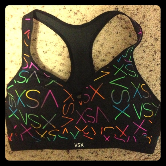 ✨HOLD✨Victoria secret sports bra