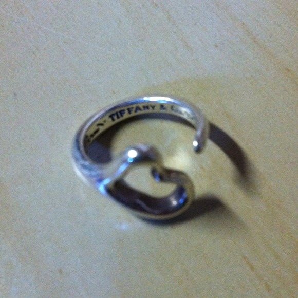 Trade with @tealyyy Tiffany & Co. Open Heart Ring.