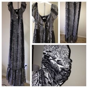 <3..<3..Grey maxi dress..<3..<3