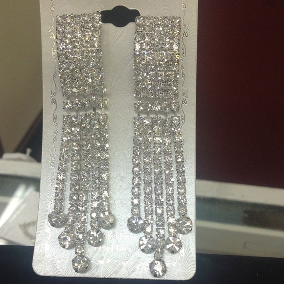 Unbelievable sparkle post dangling earrings