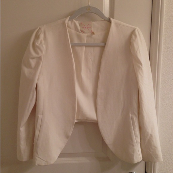 X SOLD X Off white blazer