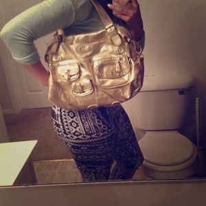 Jessica Simpson handbag