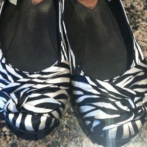 Rocket dog zebras flats. Size 7!