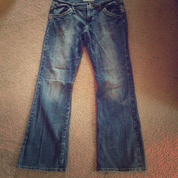 11/12 Maurice's bootcut jeans