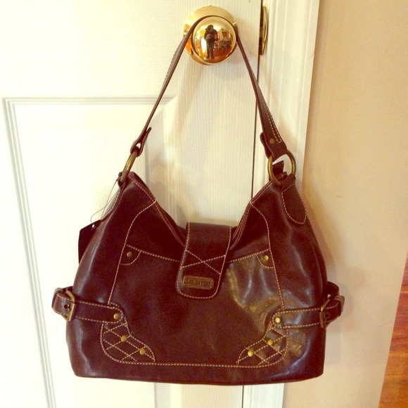 🌺Sold🌺Unlisted by Kenneth Cole