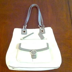 Summer time style! Beige and gray coach bag!