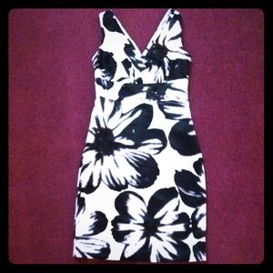 Summer time sexy! Calvin Klein, size 6 dress!