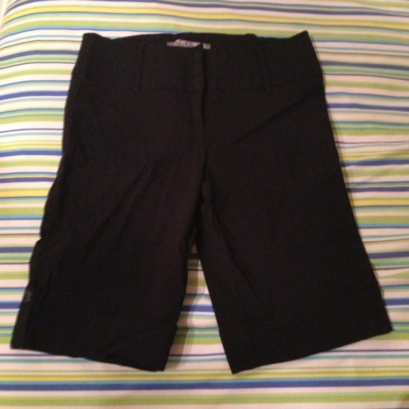 Black dressy capris