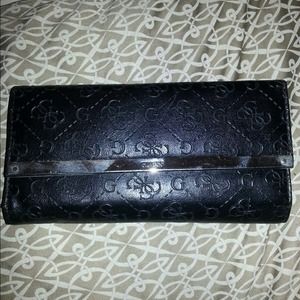 Authentic black Guess wallet ❌REDUCED❌