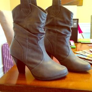 🌀Bundle🌀 boots and dance top